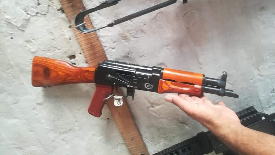 Darra: An AK sub-gun design based off an AKM with AKS74U-esque front sight block (source social media) Darra: An AK sub-gun design based off an AKM with AKS74U-esque front sight block (source social media)